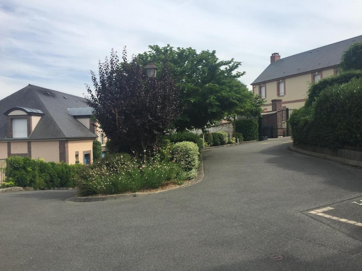 Beautiful Ground Floor 2 Bedroom Apartment Honfleur Exterior photo