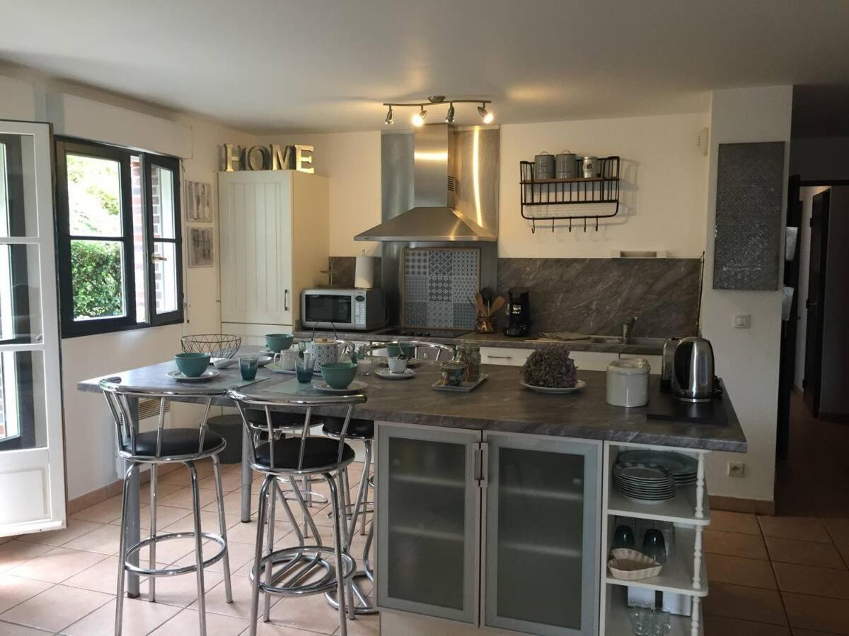 Beautiful Ground Floor 2 Bedroom Apartment Honfleur Exterior photo